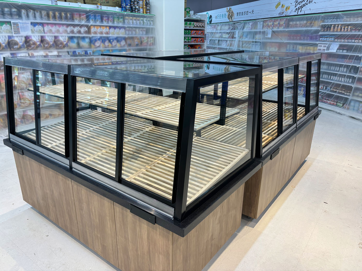力峒室內裝修工程-家樂福 中原店