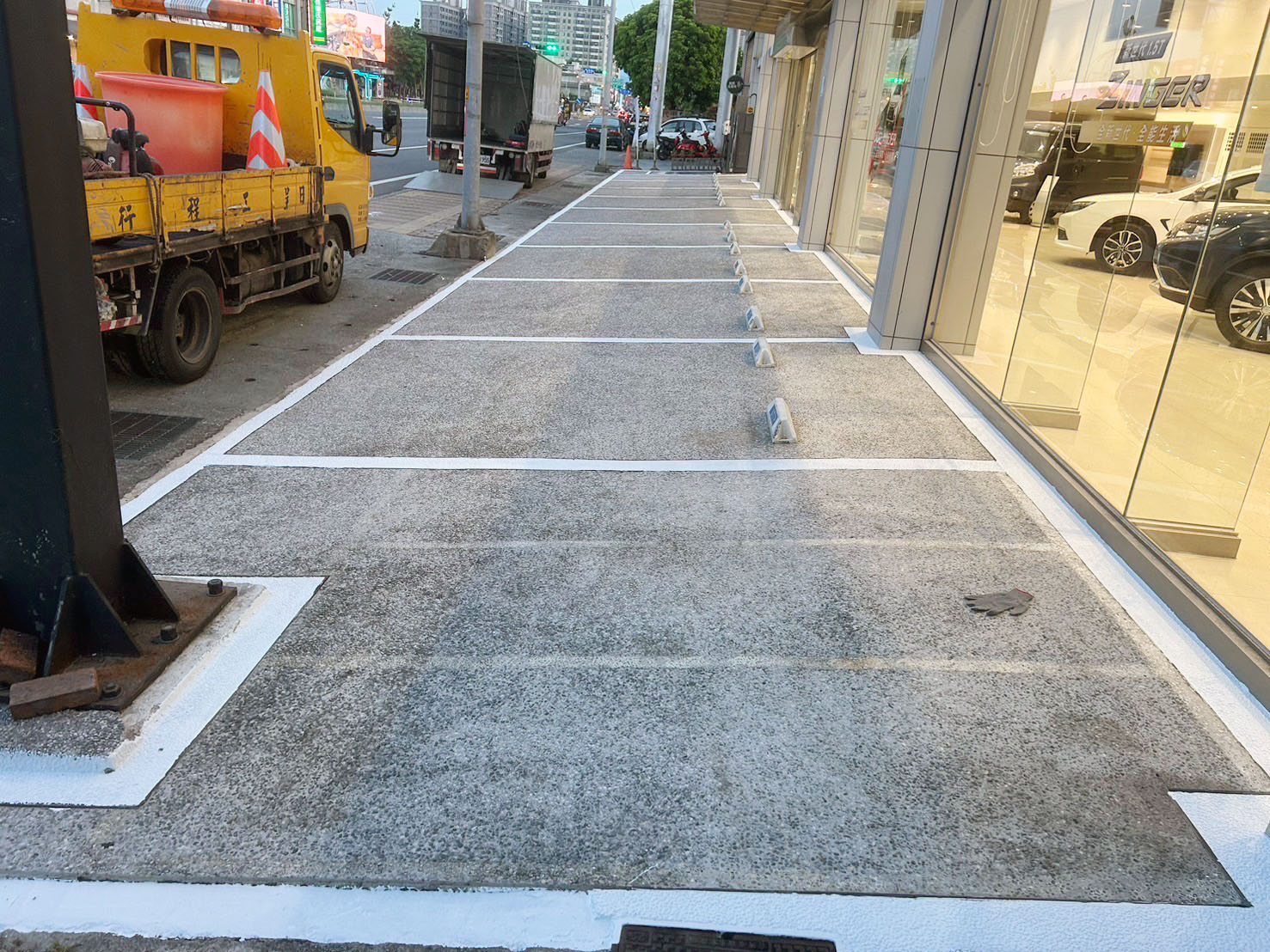 力峒室內裝修工程-匯豐汽車 羅東據點CMC+MAXUS 雙品牌